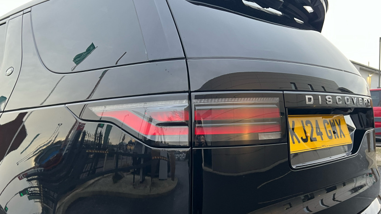 Land Rover Discovery 3.0 D300 Metropolitan Edition 5dr Auto Diesel Station Wagon